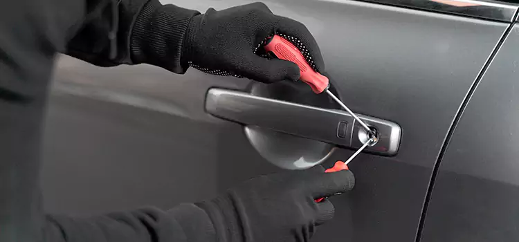 Locked Out of Car Help Tacoma